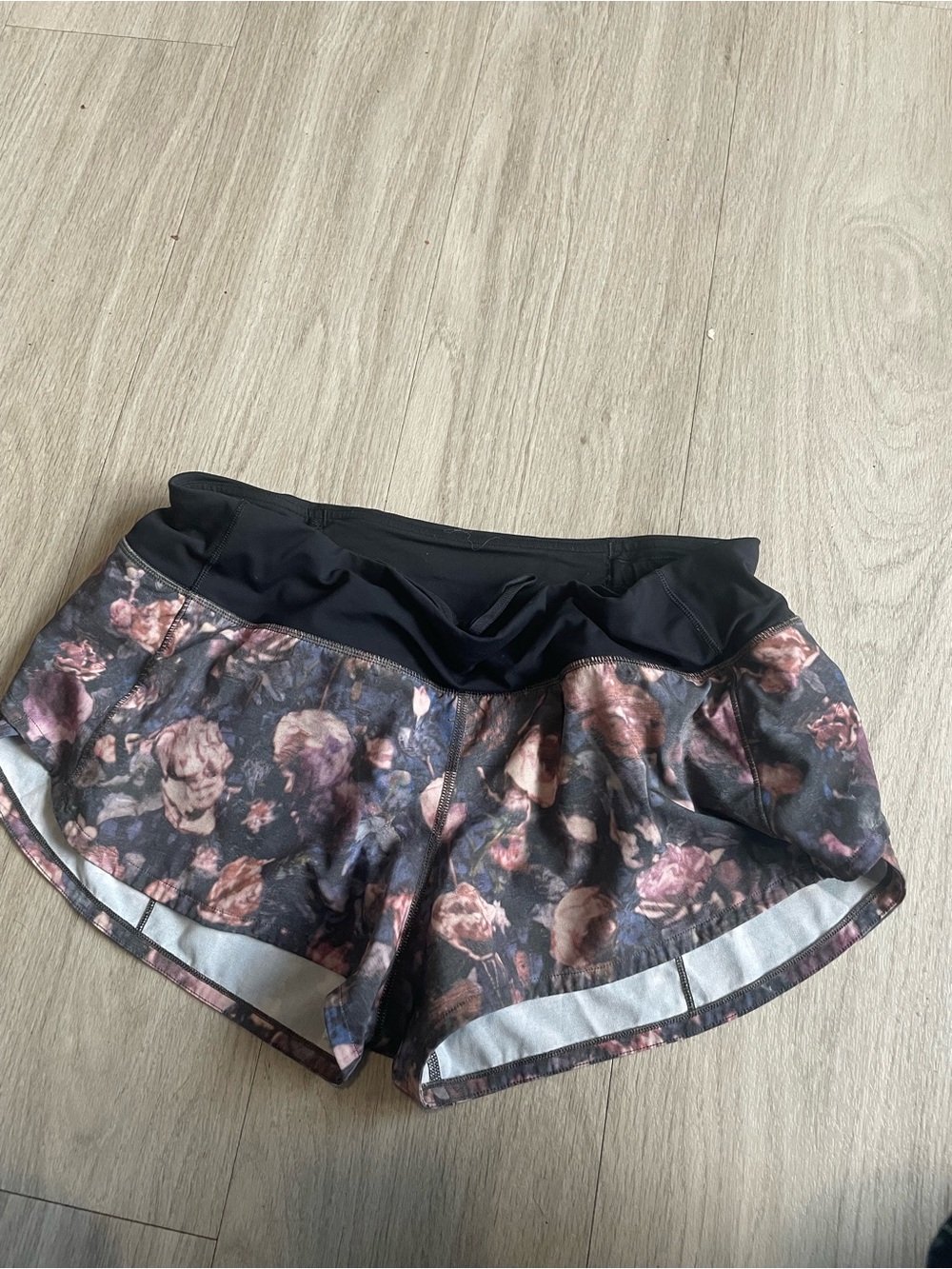 lululemon athletica Black Waistband Floral Print Athletic Shorts